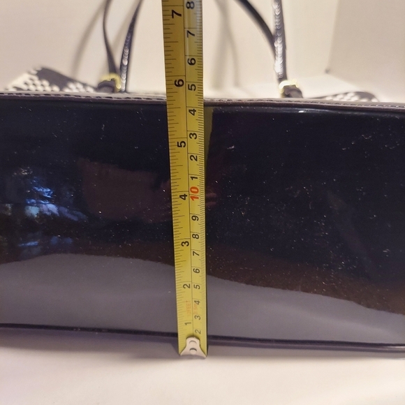 Anne Klein Shoulder Bag Black White Herringbone Textile Patent Leather Purse - Picture 11 of 13